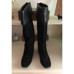 Women's Nine West Knee High Zip Up Black Suede Boot Size 6M
